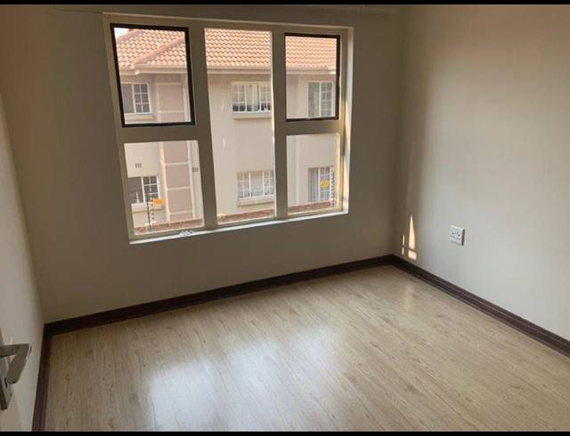 1 BEDROOM PROPERTY TO RENT IN BRENTWOOD PARK